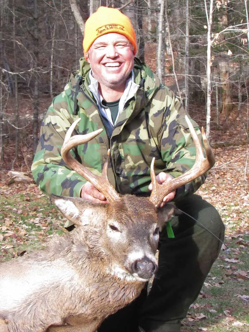 Jeff Gellatly whitetail deer hunter in Maine.